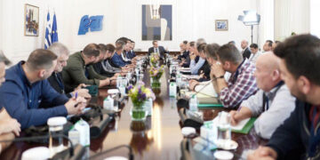 Κτηνοτρόφοι: Υποσχέσεις για de minimis στις ζωοτροφές – Μόσχος: «Δεν ακούσαμε κάτι καινούργιο»