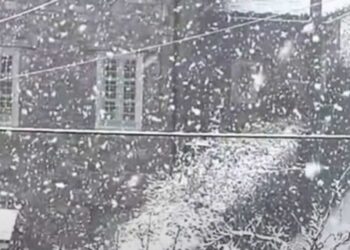 Το …ρίχνει για τα καλά στο πανέμορφο Νυμφαίο (video)