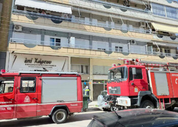 Κινητοποίηση της Πυροσβεστικής στην Πτολεμαΐδα για υποψία καπνού σε οικοδομή στο κέντρο (της Κούλας Πουλασιχίδου)