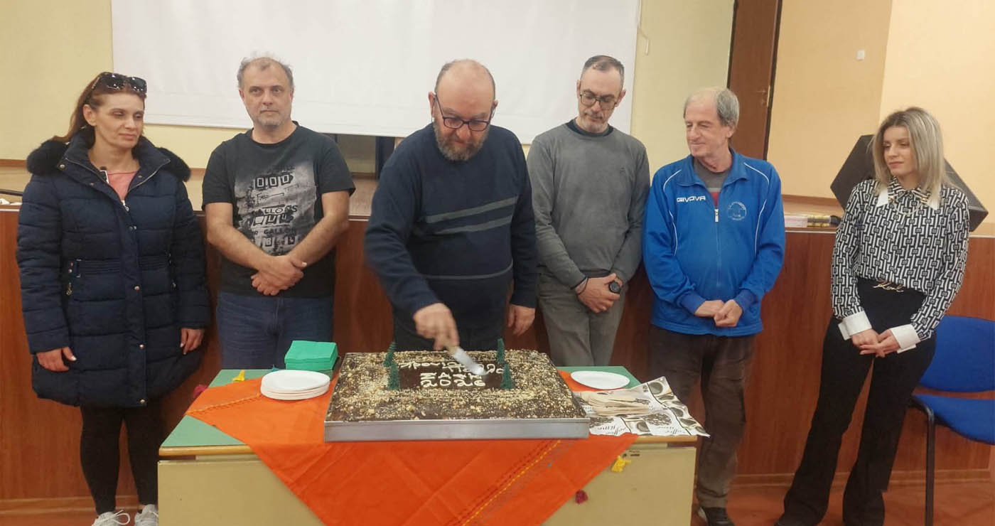 Σε μία ευχάριστη ατμόσφαιρα τα Τμήματα Υποκριτικής Τέχνης και Β.Παιδαγωγών Πρώιμης Παιδικής Ηλικίας της ΣΑΕΚ Πτολεμαΐδας, έκοψαν τη Βασιλόπιτά τους! (Ρεπορτάζ της Κούλας Πουλασιχίδου)