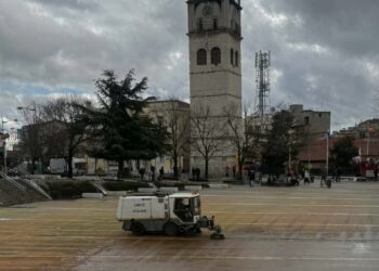 Η πλατεία Κοζάνης καθαρή ξανά μέσα σε λίγη ώρα μετά τα SourdGames