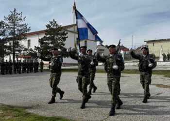 Τελετή παράδοσης-παραλαβής διοίκησης του 1ου Συντάγματος Πεζικού στη Φλώρινα