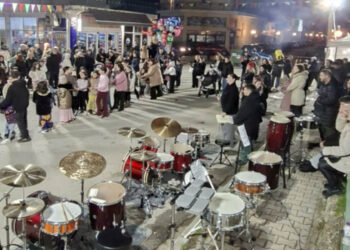 Παιδικά γέλια και φωνές πλημμύρισαν την αυλή της Θρακικής Εστίας Εορδαίας στην Αποκριάτικη γιορτή (Βίντεο + Φωτογραφίες)