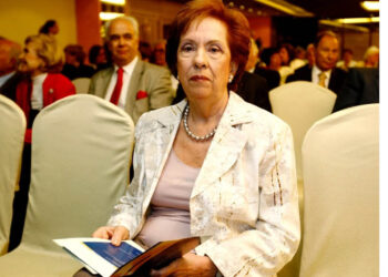 Η επίσκεψη της Άννας Ψαρούδα-Μπενάκη στην Αιανή το 1992, μέσα από τις σελίδες του « Χρόνου» – Γράφει ο Γεώργιος Τζέλλος