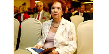 Η επίσκεψη της Άννας Ψαρούδα-Μπενάκη στην Αιανή το 1992, μέσα από τις σελίδες του « Χρόνου» – Γράφει ο Γεώργιος Τζέλλος