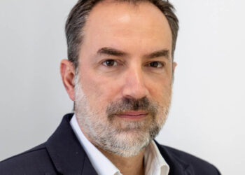 Συνέντευξη Βυθούλκα στην πανελλαδική εφημεριδα “1voice”: «Όσο γκρίζο και να είναι το τοπίο, ο επιχειρηματίας πρέπει να βρίσκει πάντα τη λύση»