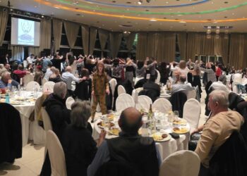 Με εντυπωσιακή προσέλευση πραγματοποιήθηκε ο ετήσιος χορός του Πολιτιστικού Συλλόγου Κομάνου (ρεπορτάζ της Κούλας Πουλασιχίδου)