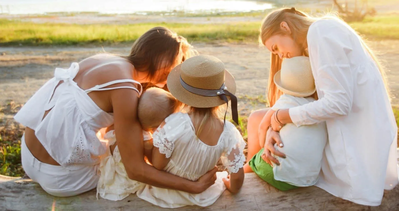 Συνταγματικός ο γάμος και η υιοθεσία από ομόφυλα ζευγάρια έκρινε το ΣτΕ, «δεν θίγονται οι παραδόσεις της Εκκλησίας»