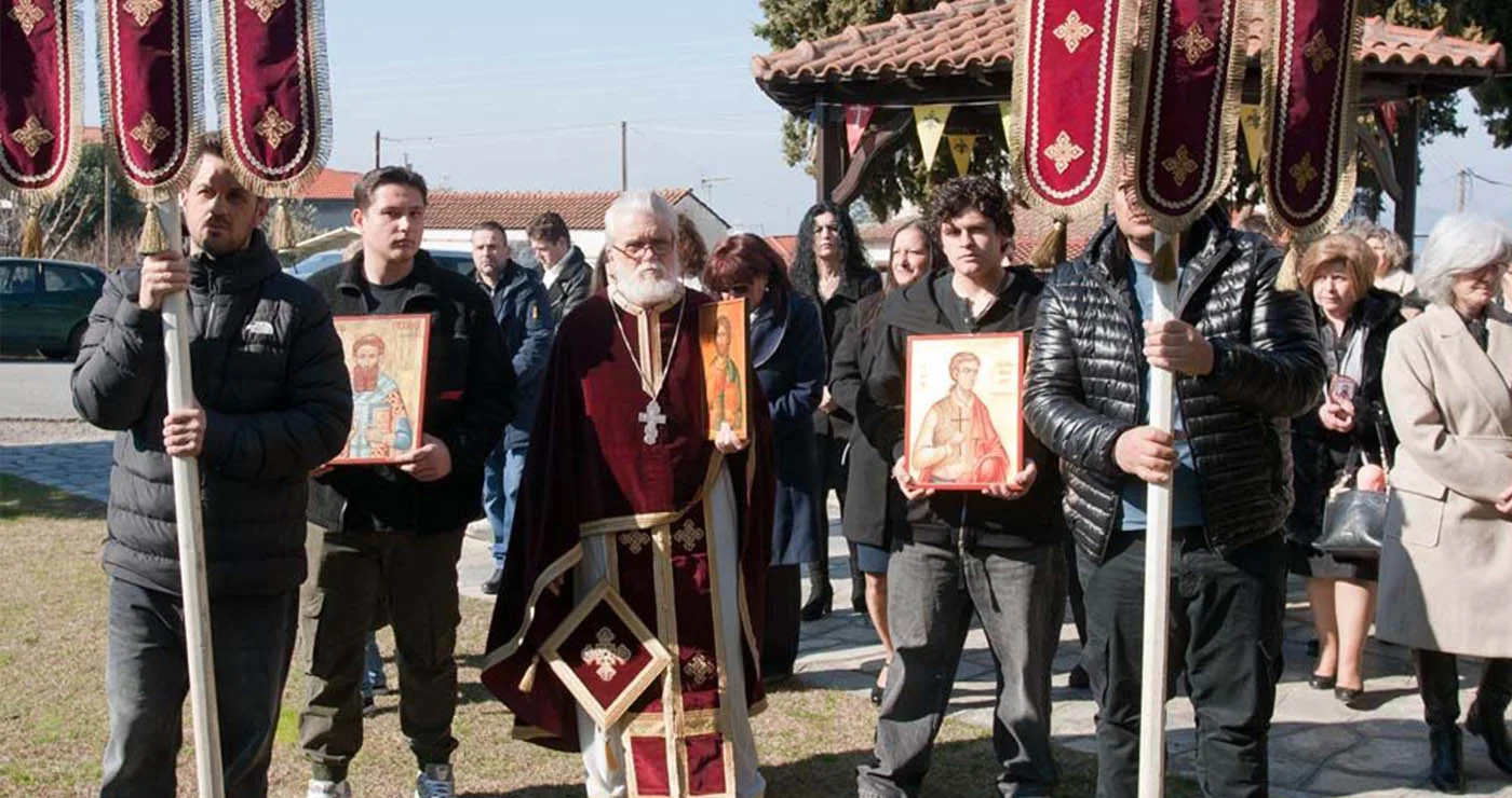 Βελβεντό: Με τη συμμετοχή πολλών παιδιών η λιτάνευση των εικόνων στον Άγιο Διονύσιο (του παπαδάσκαλου Κωνσταντίνου Ι. Κώστα)