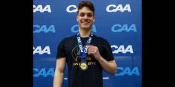 Χρυσός ο Πτολεμαϊδιώτης Θοδωρής στις ΗΠΑ – Τριπλή διάκριση στο κολεγιακό πρωτάθλημα