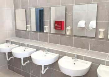 Κοζάνη: Επιτέλους νέες τουαλέτες στο ΔΑΚ (Φωτογραφίες)