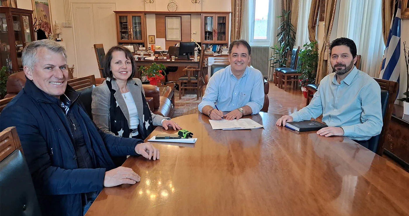 Έργο 320.000 ευρώ στον Δήμο Κοζάνης για συντήρηση πεζοδρομίων, πλατειών και παιδικών χαρών