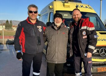 Γνώρισε από κοντά τους διασώστες της καρδιάς του