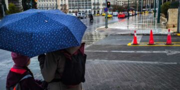 «Κλειδώνει» η αλλαγή του καιρού: «Θα θυμίσει χειμώνα»