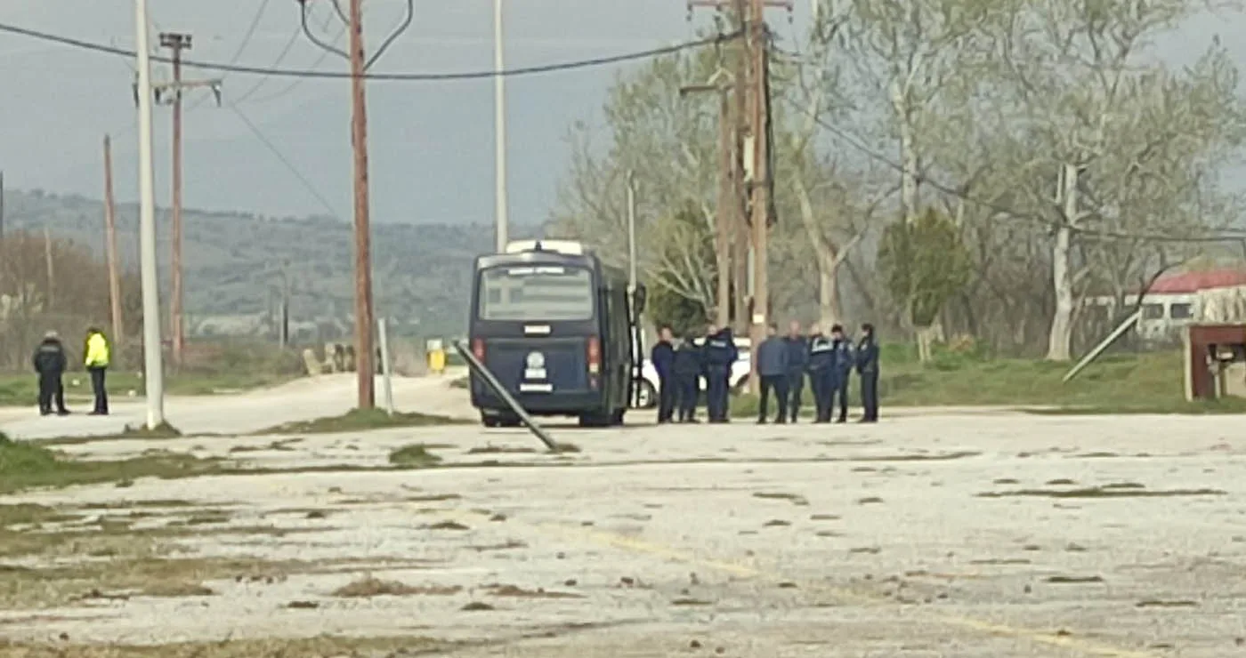 Πτολεμαΐδα: 8 συλλήψεις μετά τη μεγάλη επιχείρηση στον καταυλισμό Ρομά – 2056 ευρώ η ζημιά από ρευματοκλοπή