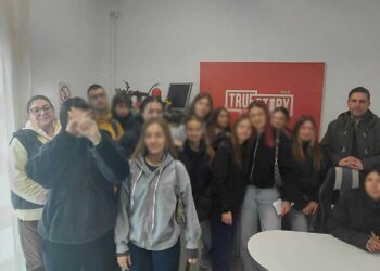 Στο True Story Radio μαθητές της Α΄ Λυκείου του 2ου ΕΠΑΛ Πτολεμαΐδας