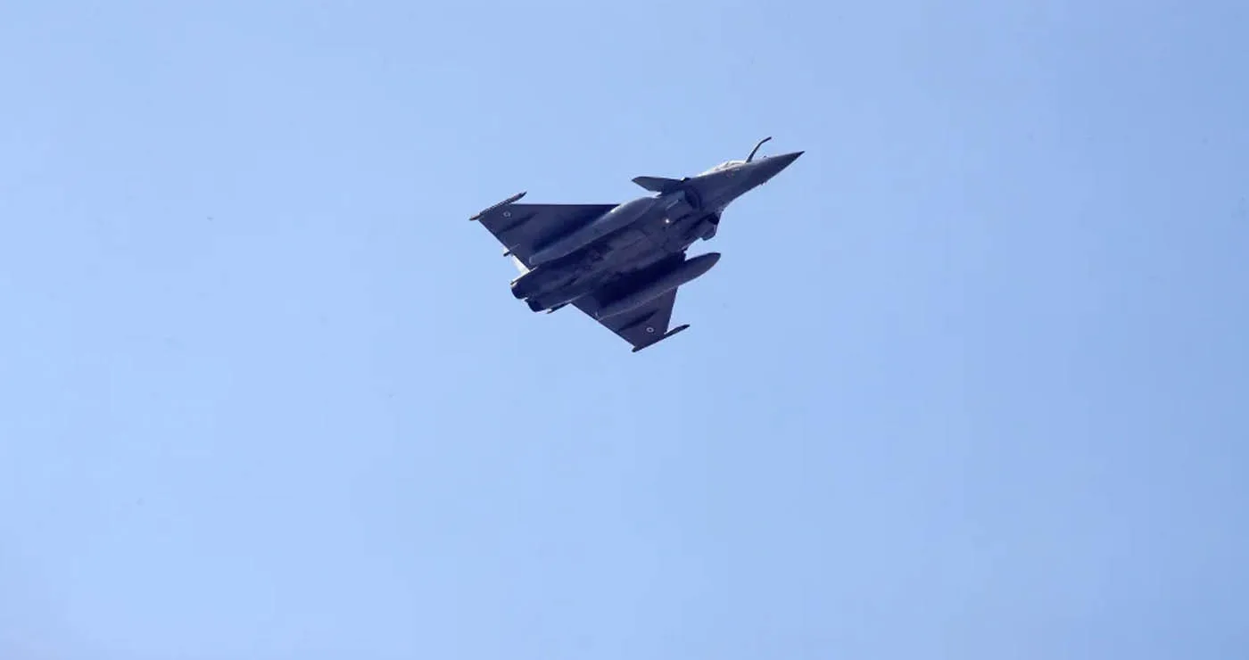 Γιατί πετούν πάνω από τη Θεσσαλονίκη μαχητικά αεροσκάφη – Τι λέει το Γενικό Επιτελείο