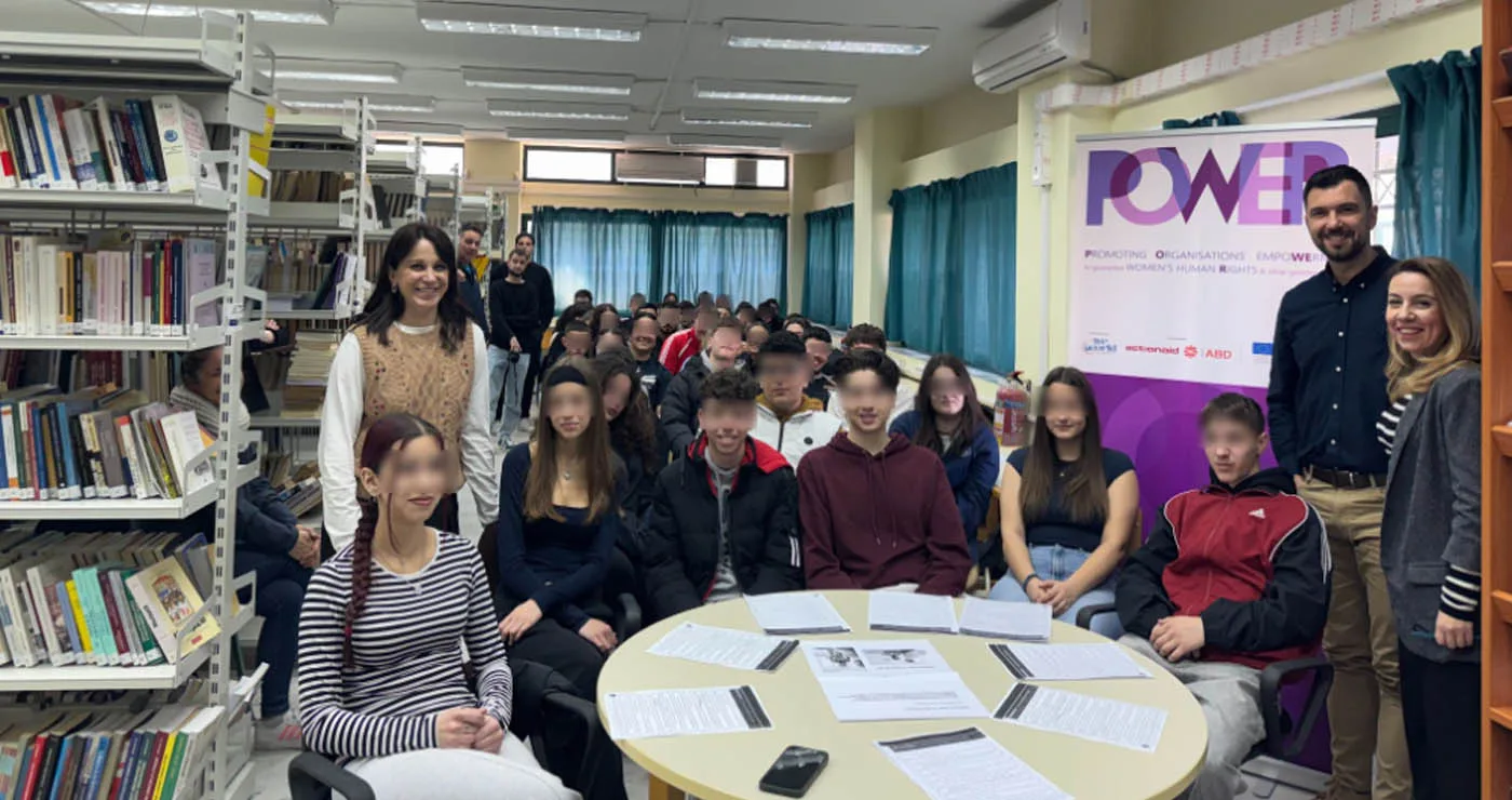 Η Ισότητα των Φύλων στο Επίκεντρο: Επίσκεψη του ΟΕΝΕΦ στο 1ο ΓΕΛ Πτολεμαΐδας – Σχολείο Πρέσβης