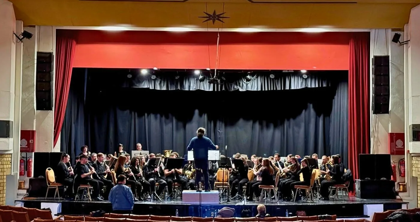 Μοναδική μουσική σύμπραξη στη Νάουσα με τη συμμετοχή της Φιλαρμονικής «Πανδώρα» Κοζάνης (Φωτογραφίες & Βίντεο)