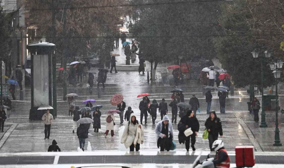 Καιρός: Πώς θα εξελιχθεί η κακοκαιρία “Deborah” – Πότε έρχεται “μετεωρολογική βόμβα”