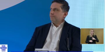 Στο “ATHENS ALITHEIA Forum” που ολοκληρώνεται αύριο συμμετέχει ως ομιλητής και ο εκδότης του “ΠΤΟΛΕΜΑΙΟΥ” Αντώνης Πουγαρίδης