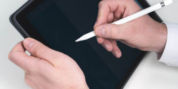 Αυτοδιοικητικές εκλογές 2028: Παραβάν με τάμπλετ αντί για ψηφοδέλτιο