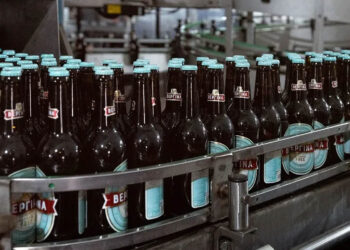 Βεργίνα κατά Heineken: Δικαστική δικαίωση στο Άμστερνταμ – Αποζημίωση μαμούθ 83 εκατομμυρίων