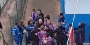 Άσχημες στιγμές στην Γαλατινή: Επεισόδια, τραυματισμοί και συλλήψεις σε αγώνα τοπικού(!) ποδοσφαίρου