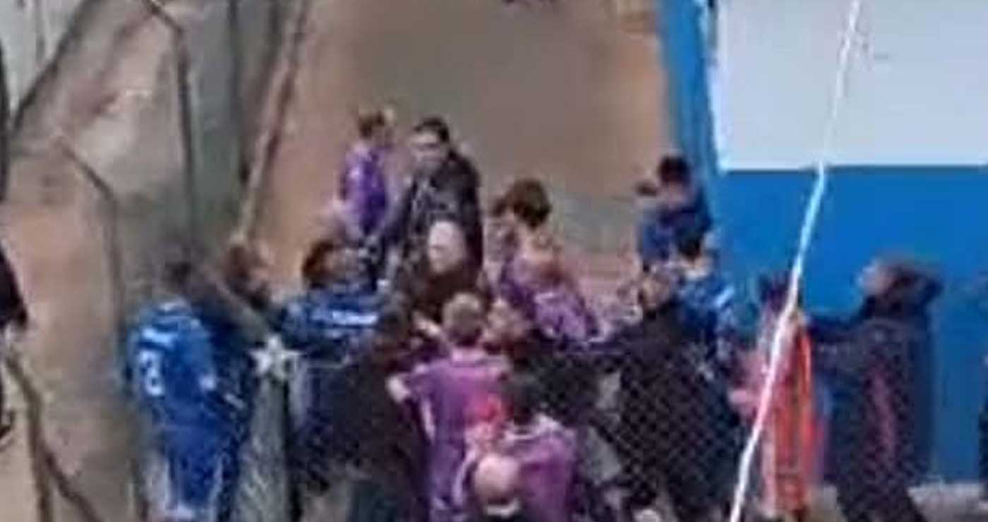 Άσχημες στιγμές στην Γαλατινή: Επεισόδια, τραυματισμοί και συλλήψεις σε αγώνα τοπικού(!) ποδοσφαίρου