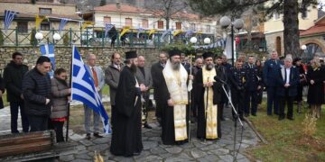 Μία επιμνημόσυνη δέηση πραγματοποιήθηκε στην κεντρική πλατεία της Δροσοπηγής για την 82η επέτειο του Ολοκαυτώματος Δροσοπηγής, με τον Μητροπολίτη Φλωρίνης, Πρεσπών και Εορδαίας να χοροστατεί και την παρουσία τοπικών αρχόντων και κατοίκων.