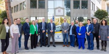 «Κινητή Βιβλιοθήκη Ανάσας»: Μια νέα κοινωνική δράση για ασθενείς σε κατ’ οίκον φροντίδα