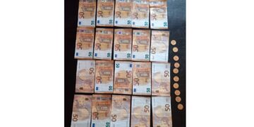 Καστοριά: 10 χρυσές λίρες και 1000 ευρώ έδωσε 93χρονη για δήθεν χειρουργική επέμβαση της κόρης της