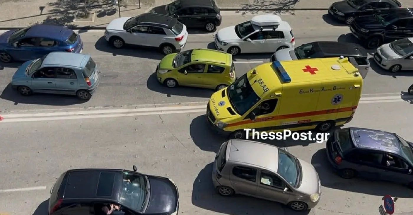 Δείτε VIDEO από τη μεταφορά με το ΕΚΑΒ, συνοδεία της ΕΛ.ΑΣ. του 5χρονου από Κοζάνη προς Θεσσαλονίκη