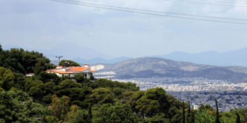 Παράθυρο πολεοδόμησης σε περιοχές Natura με ειδικούς όρους ανοίγει το ΥΠΕΝ
