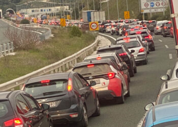 Γολγοθάς η Εγνατία για τους εκδρομείς του Πάσχα- Κυκλοφοριακό χάος στα διόδια του Πολυμύλου- Οι μονοδρομήσεις προκάλεσαν «έμφραγμα» στον αυτοκινητόδρομο