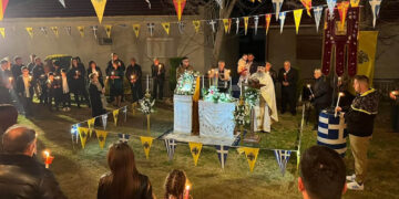 Αναστάσιμες στιγμές στον Άγιο Σπυρίδωνα Αχλάδας Φλώρινας (Φωτογραφίες)