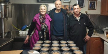 Μήνυμα αλληλεγγύης: Στρατιωτικοί της Κοζάνης στήριξαν το συσσίτιο απόρων δημοτών