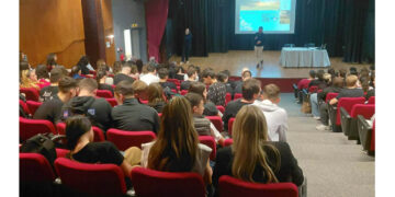 Επίκαιρη Ενημερωτική Εκδήλωση στο Πνευματικό Κέντρο Πτολεμαΐδας, για τον “Επαγγελματικό Προσανατολισμό” των μαθητών Λυκείων της Πόλης (ρεπορτάζ της Κούλας Πουλασιχίδου)