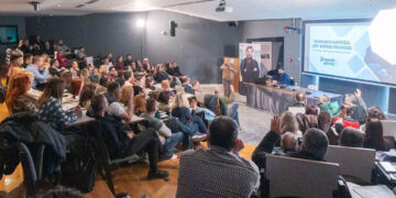 Με τεράστια επιτυχία και πλήθος κόσμου η ημερίδα για την Τεχνητή Νοημοσύνη και τα Social Media στην Κοζάνη