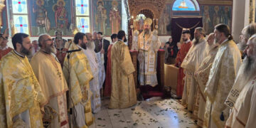 Με λαμπρότητα ο Εσπερινός της Αγάπης στην Πτολεμαΐδα (Φωτογραφίες)