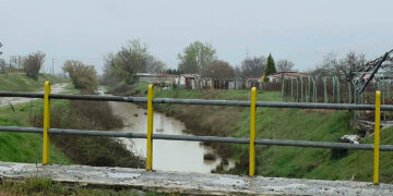 Πτολεμαΐδα: Σε χαμηλά επίπεδα το περιφερειακό κανάλι – Αποδεικνύει την αποτελεσματικότητά του,  παρά τη συνεχή βροχόπτωση . (ρεπορτάζ της Κούλας Πουλασιχίδου)