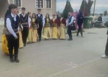 Άρδασσα Εορδαίας: Αναβίωσε το ποντιακό έθιμο «Κοτσαγκέλ»