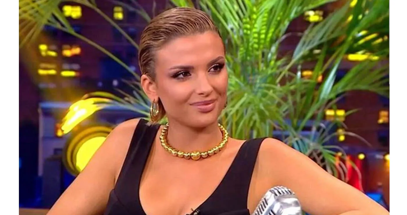 Η Κατερίνα Λιόλιου στην Πολυκάρπη Καστοριάς για μια αξέχαστη καλοκαιρινή συναυλία