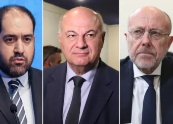 Παραιτούνται από υπουργοί Κεφαλογιάννης, Τσιάρας και Βαρτζόπουλος – Ανακοινώνεται ο ανασχηματισμός