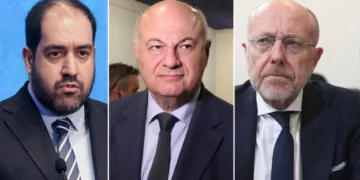 Παραιτούνται από υπουργοί Κεφαλογιάννης, Τσιάρας και Βαρτζόπουλος – Ανακοινώνεται ο ανασχηματισμός