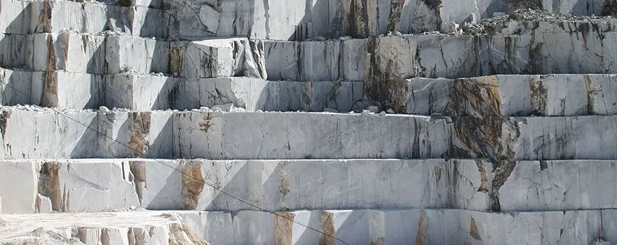 Απόφαση- σταθμός για τα μάρμαρα Τρανοβάλτου- Το ΥΠΕΝ ενέκρινε την τεχνική μελέτη εκμετάλλευσης του λατομείου