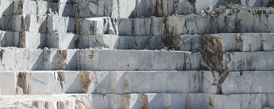 Απόφαση- σταθμός για τα μάρμαρα Τρανοβάλτου- Το ΥΠΕΝ ενέκρινε την τεχνική μελέτη εκμετάλλευσης του λατομείου