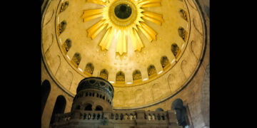 Μεγάλο Σάββατο – Η σιωπή πριν το φως (Άρθρο του Μητροπολίτη Ειρηναίου)