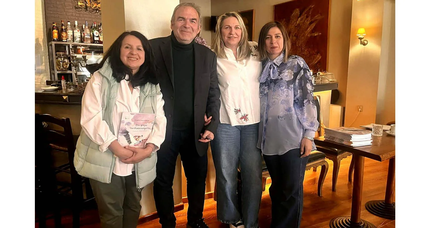 4ο FESTIVALITO: Ο Σταμάτης Σκαμπαρδώνης παρουσίασε το παιδικό του βιβλίο «Στα φτερά του Κοκκινομύτη»