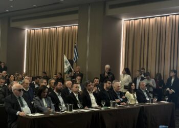 Διαμαντόπουλου και Μαρκογιαννάκη στο νέο Πολιτικό Συμβούλιο του ΠΑΣΟΚ